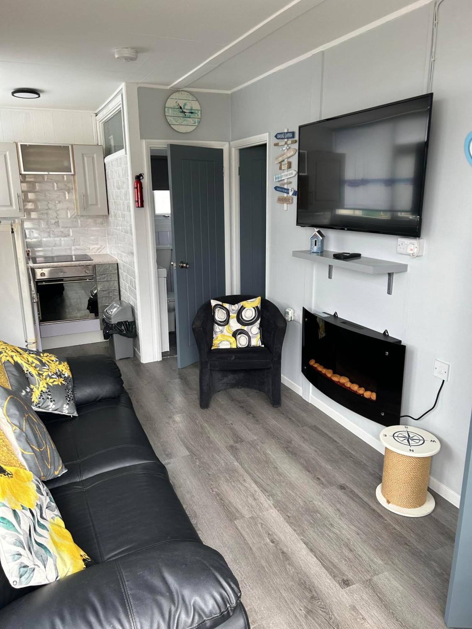 Cozy Seaside Chalet In Bridlington Esterno foto